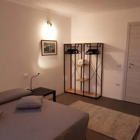Unique Art Bed & Breakfast *