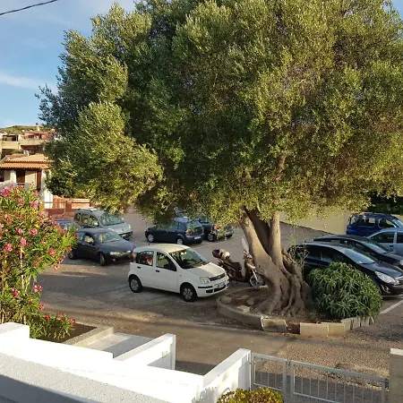 Unique Art Bed & Breakfast