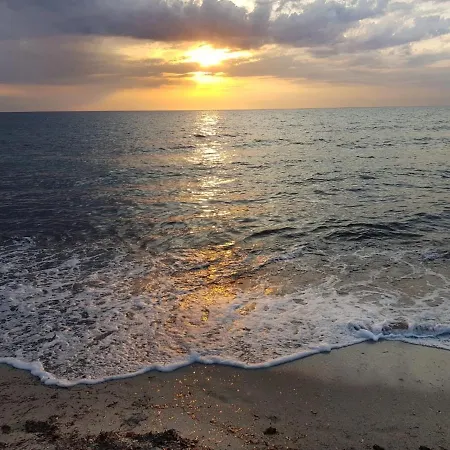 Unique Art Bed & Breakfast Santa Teresa Gallura