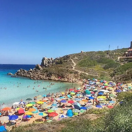 Unique Art Bed & Breakfast Santa Teresa Gallura
